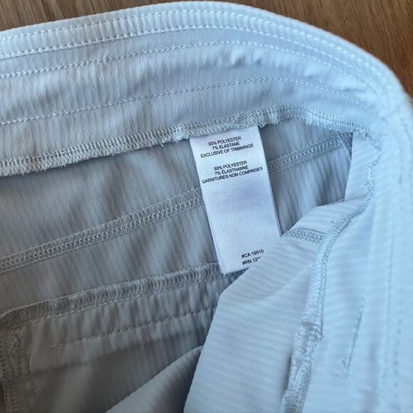 LOLE Women’s Gateway Lightweight Relaxed Fit Travel Pants Small Gray - Picture 11 of 12